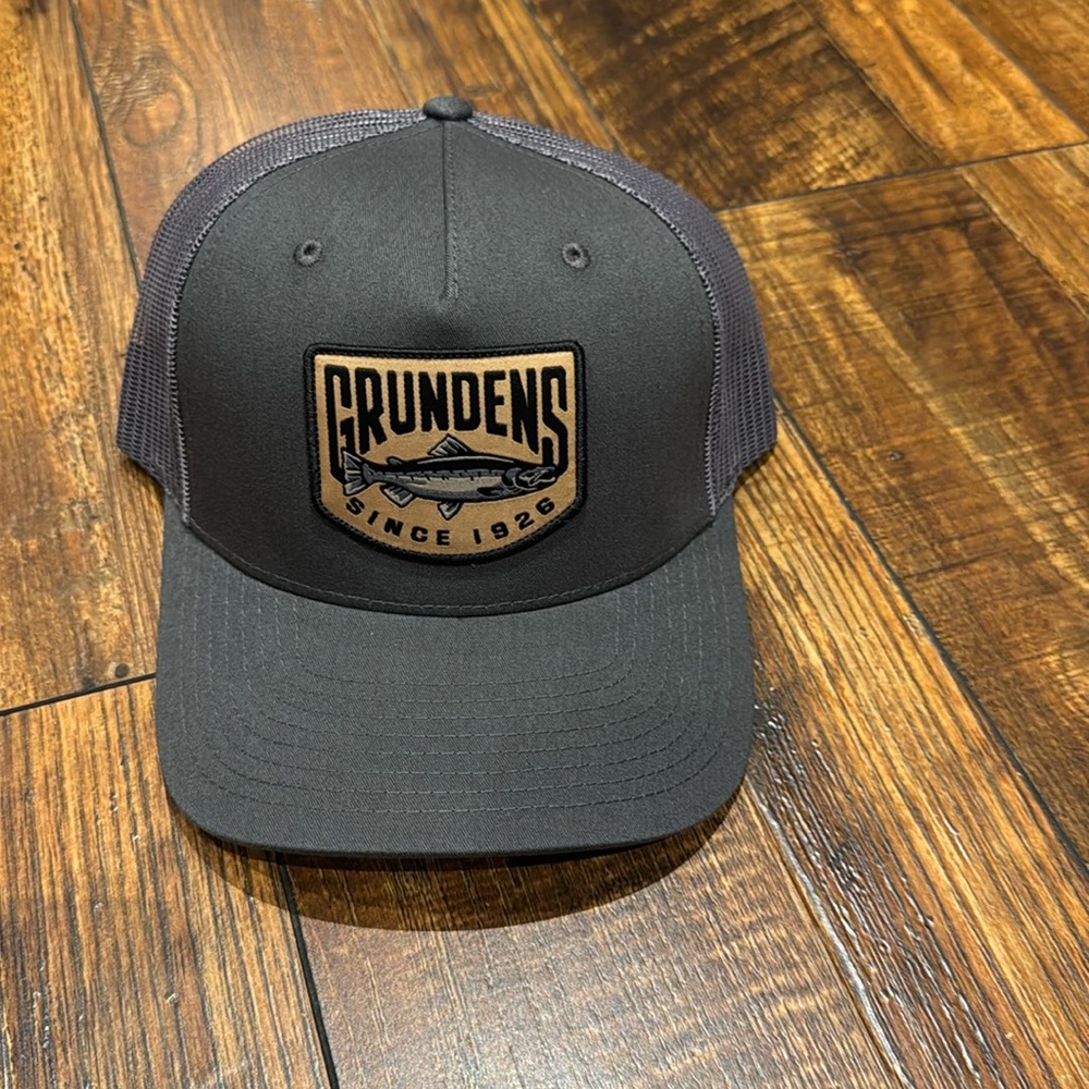 GRUNDENS KING TRUCKER/charcoal